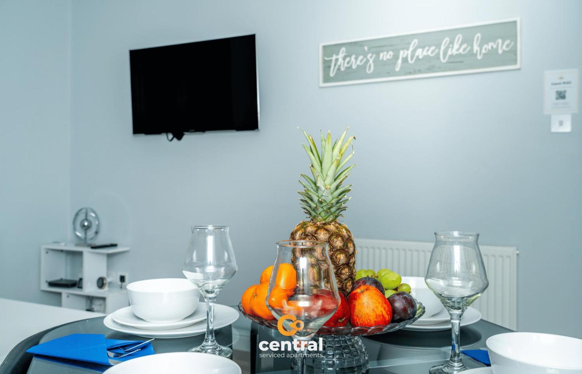 Central Serviced Apartments - 2 Bedroom - Ground Floor - Monthly & Weekly Bookings Welcome - Free Street Parking - 2 Double Beds - Wifi - Smart Tvs In Rooms - Fully Equipped - Heating 24-7 - Contractor & Short Stay Favourite Dundee Ngoại thất bức ảnh