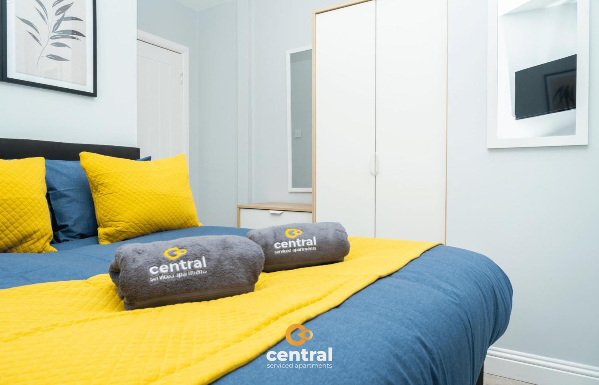 Central Serviced Apartments - 2 Bedroom - Ground Floor - Monthly & Weekly Bookings Welcome - Free Street Parking - 2 Double Beds - Wifi - Smart Tvs In Rooms - Fully Equipped - Heating 24-7 - Contractor & Short Stay Favourite Dundee Ngoại thất bức ảnh